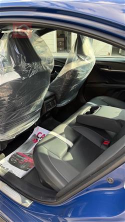 تۆیۆتا کامری